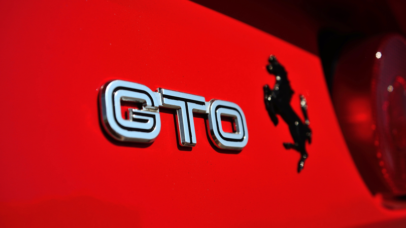 Illustration for article titled Sell Your Dumb Organs And Buy This 1985 Ferrari 288 GTO At Auction Next Week